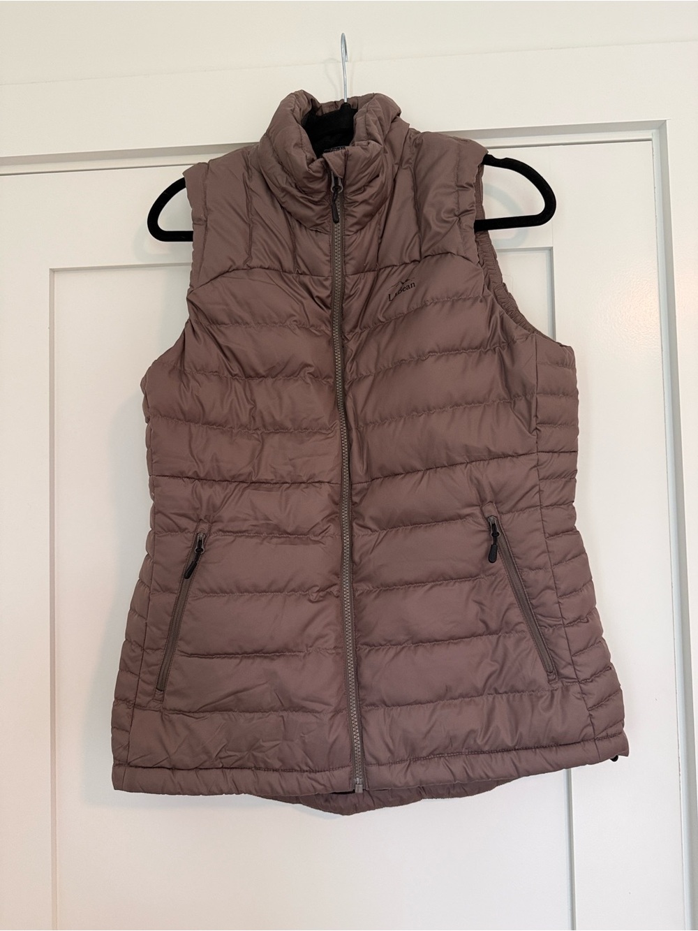 L.L. Bean Women's Quilted Puffer Vest - Mauve Taupe